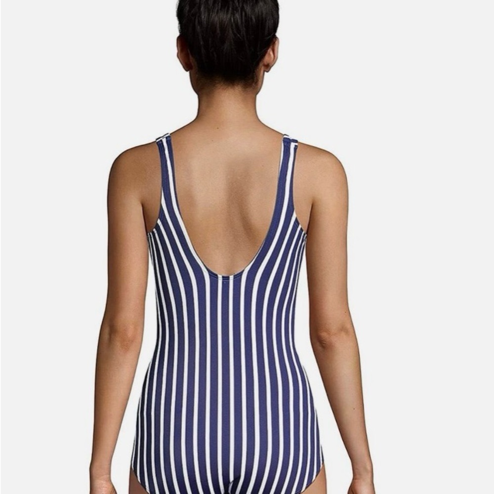 NWT Lands' End Women's Scoop Neck Tugless Sporty One Piece Swimsuit - Picture 3 of 7